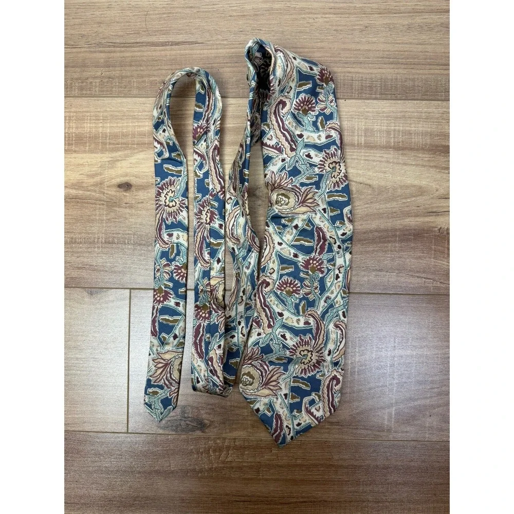 Christian Dior Men's All Silk‎ Multicolor Paisley Neck Tie